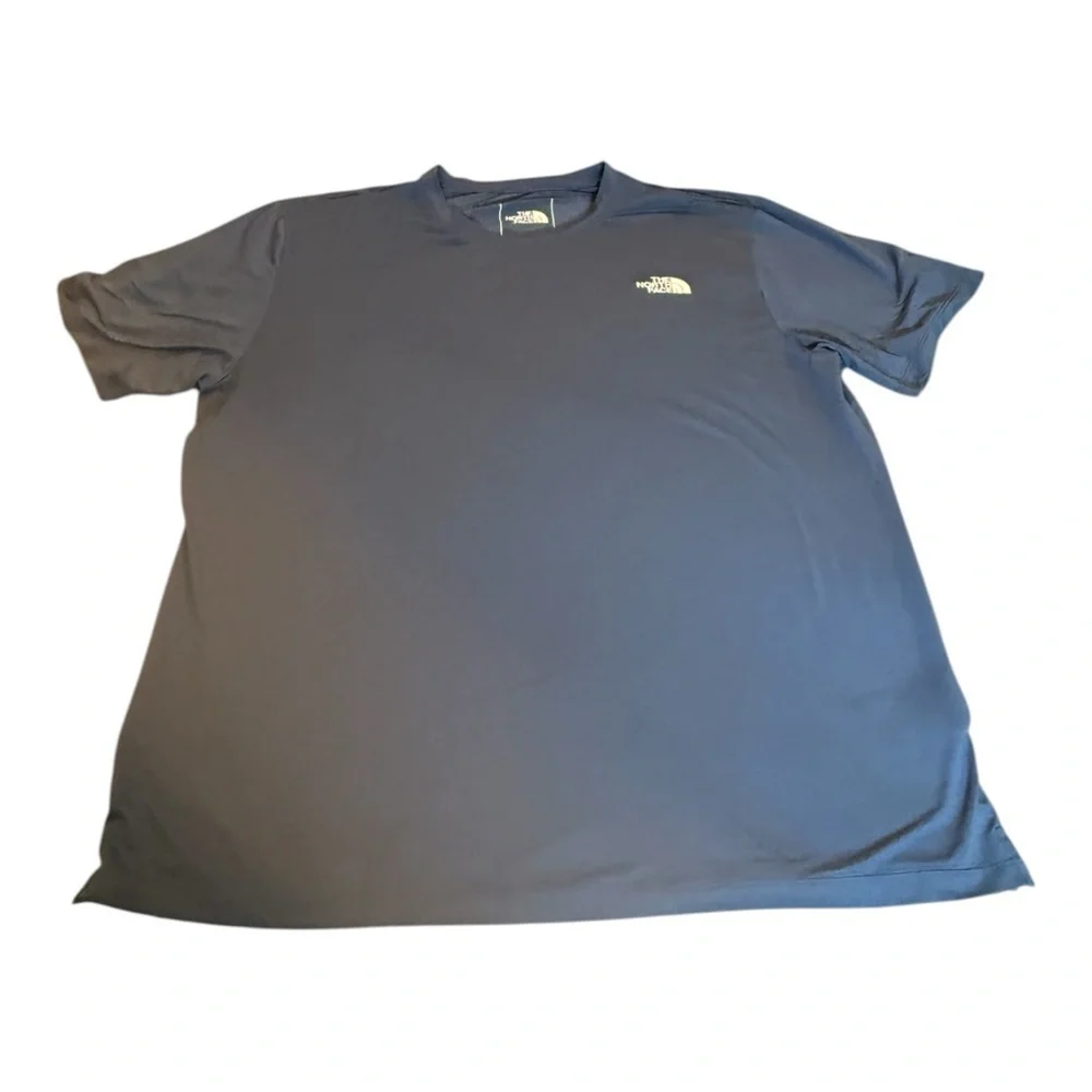 2 The North Face Red Polo Shirt & Blue/Gray Business Crew Neck Tee, men’s large